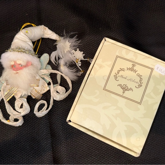 Mark Roberts Collection - Picture 3 of 3